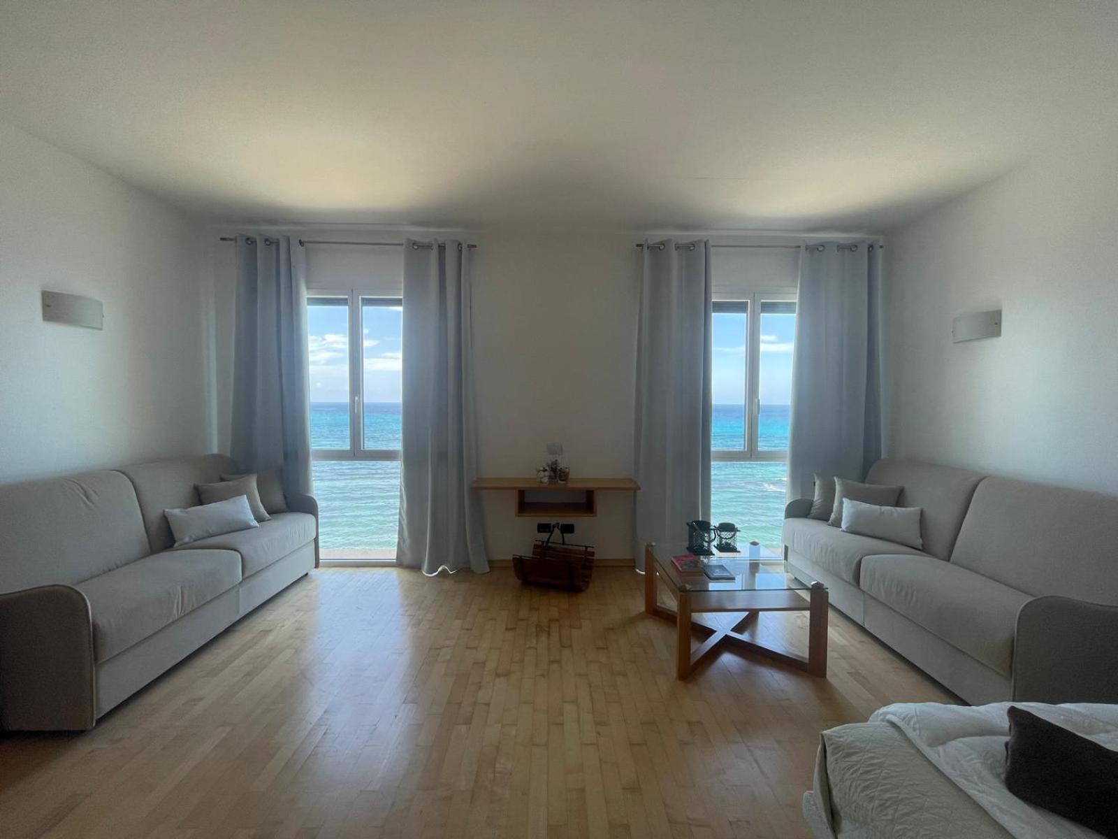 Garibaldi Sea Suites Trapani Exteriör bild